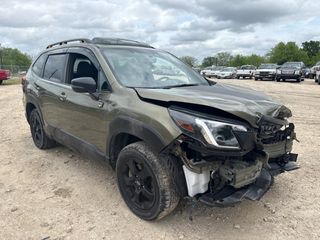 2022 Subaru Forester Wilderness - Exterior Front Right Corner Image